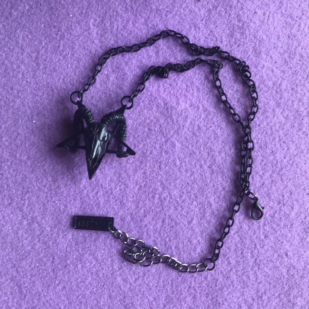 Skull Pentagram Necklace